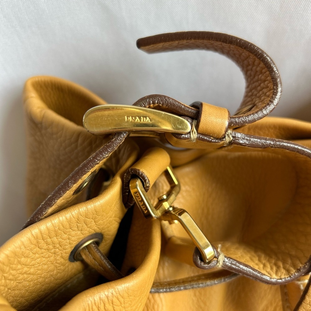 Prada yellow pebbled leather Bucket Bag - Picture 5 of 13